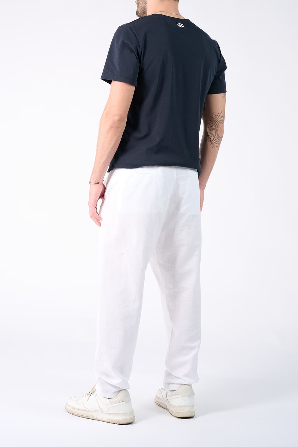 T-shirt Barone Ricamo Back New e Pantaloni Lino - Barone Firenze